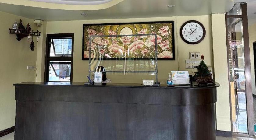 Ponburi Hotel Нан Экстерьер фото