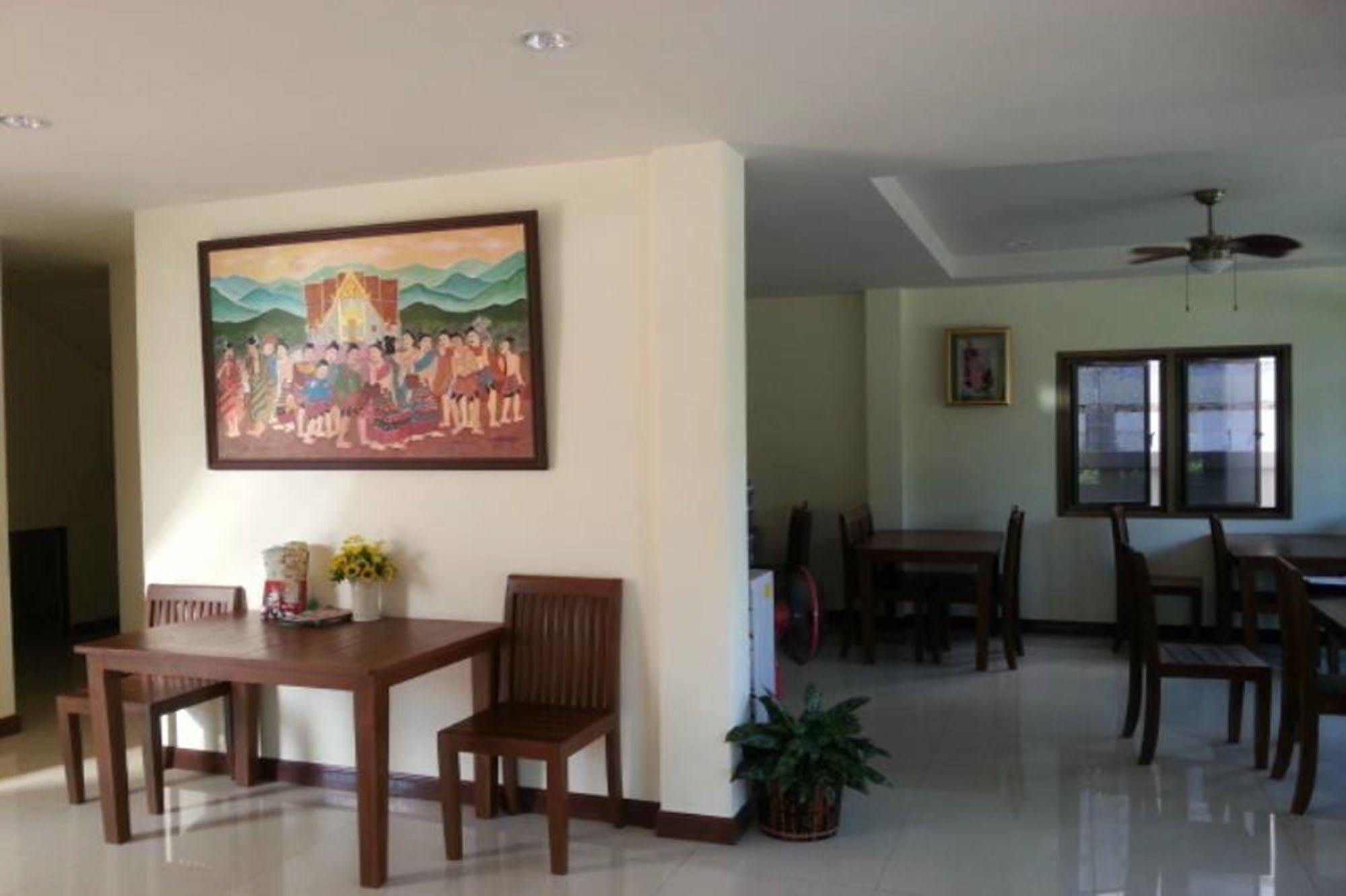 Ponburi Hotel Нан Экстерьер фото